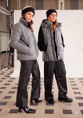 Wega. Fashionable women's youth jackets, raincoats, windbreakers, coats, vests.